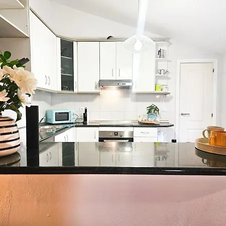 Apartment Golondrinas By Sol Maestranza